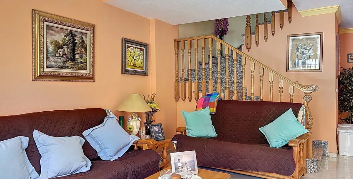 Sale of semi-detached house in Torre del Mar 10