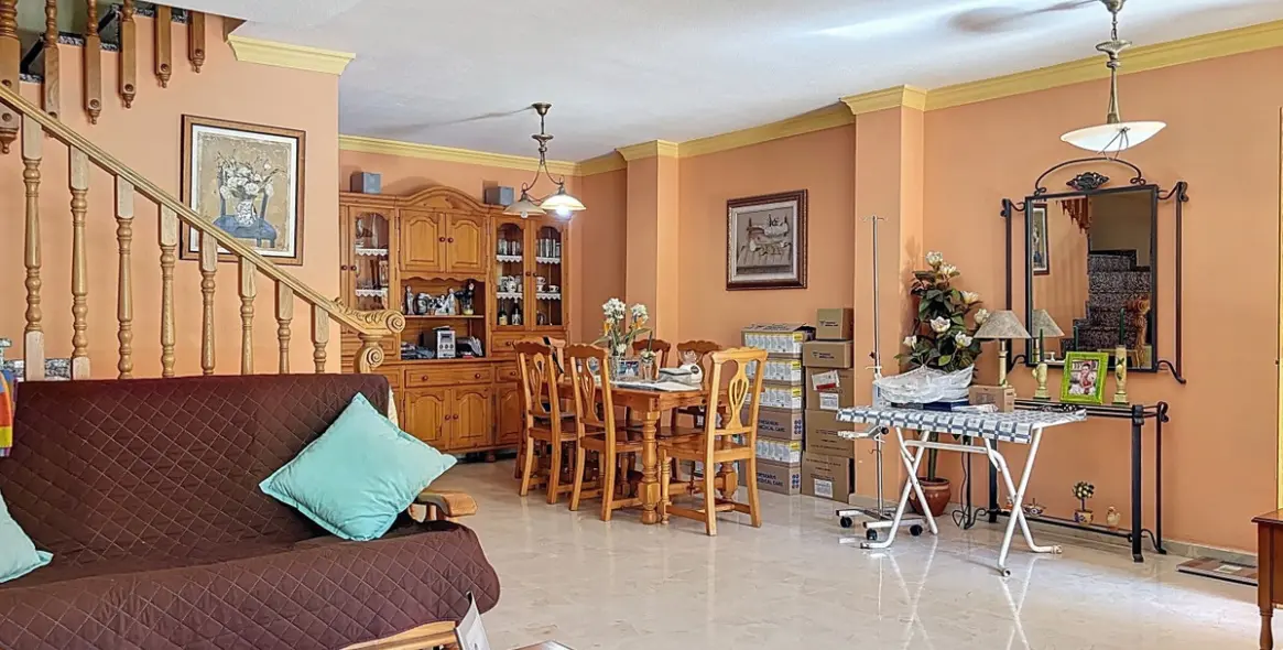 Sale of semi-detached house in Torre del Mar 11