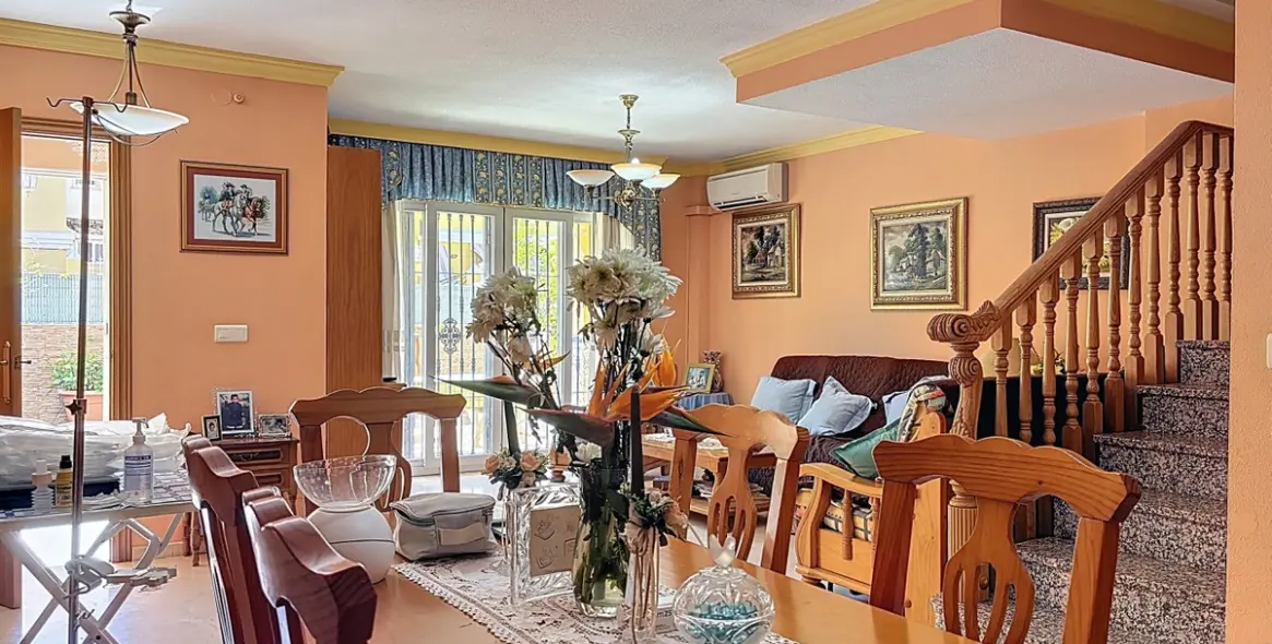 Sale of semi-detached house in Torre del Mar 15