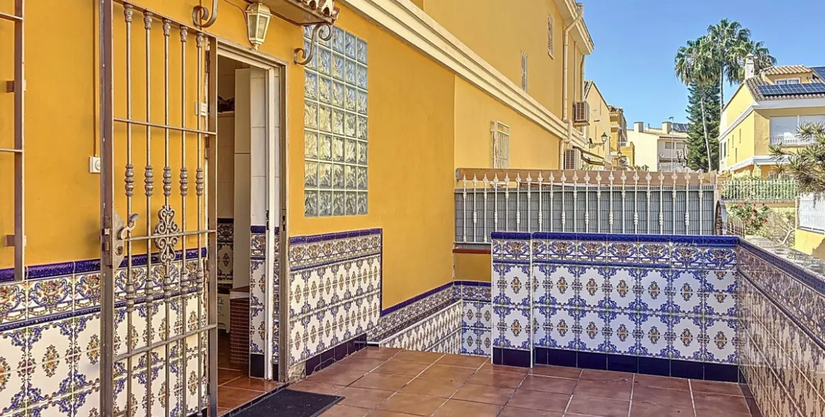 Sale of semi-detached house in Torre del Mar 24