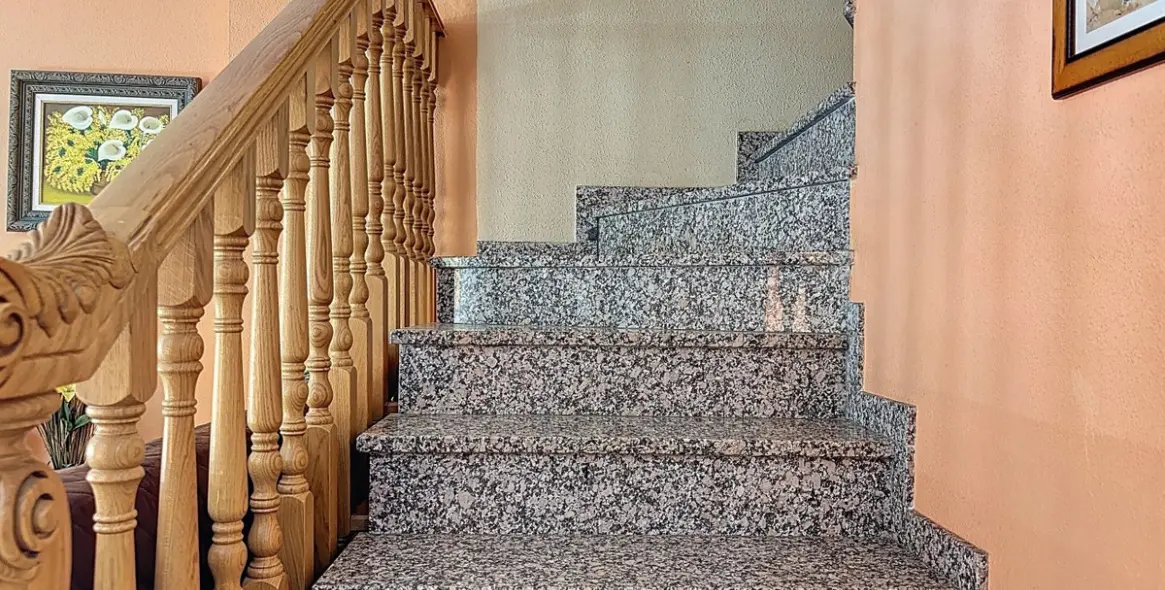 Sale of semi-detached house in Torre del Mar 25