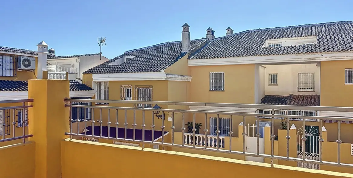 Sale of semi-detached house in Torre del Mar 31