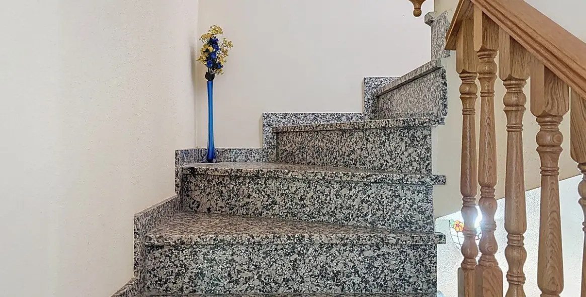 Sale of semi-detached house in Torre del Mar 46