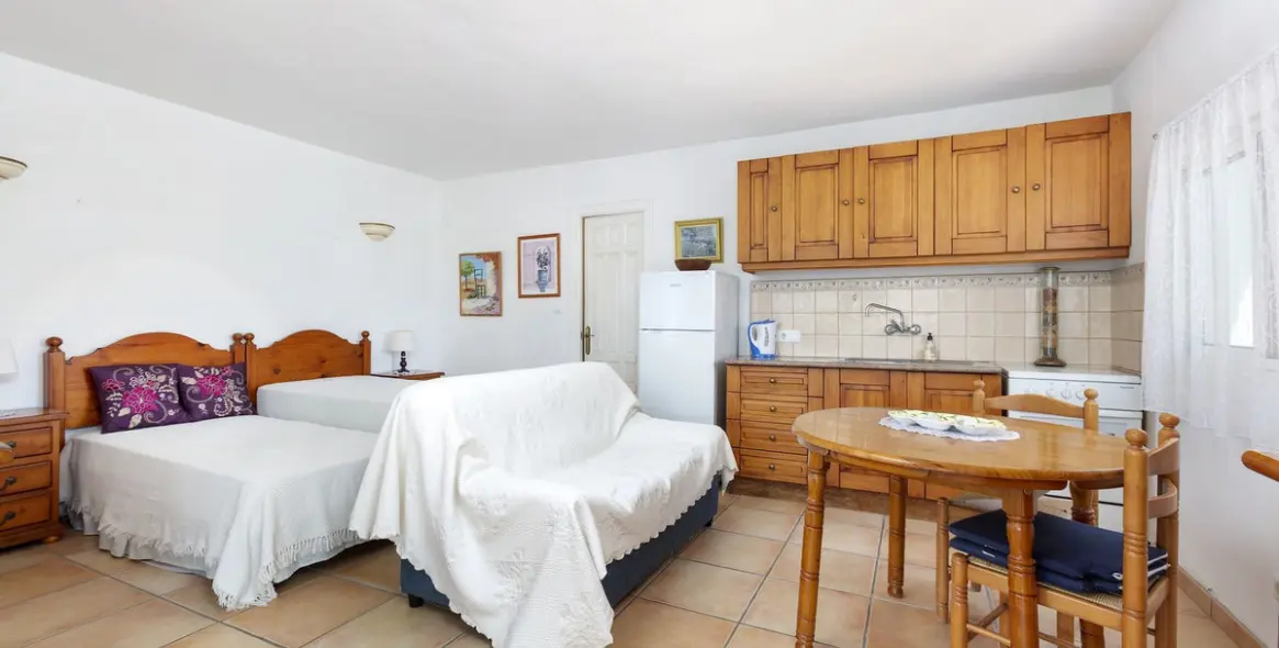 Sale of finca - cortijo in Pizarra 16