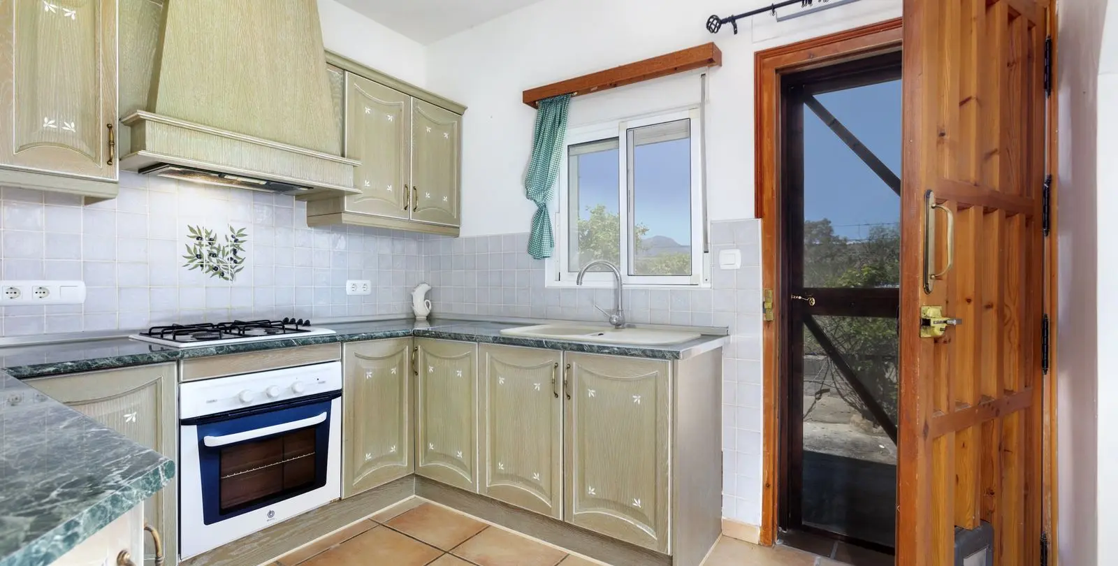Venta de finca - cortijo en Pizarra 6