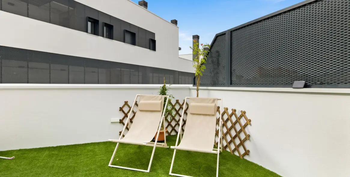 Sale of middle floor apartment in Estepona 9