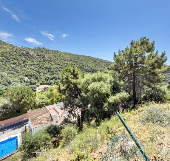 Продажа  жилого участка в Benahavís