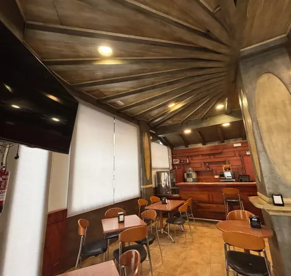 Продажа ресторана в Las Lagunas