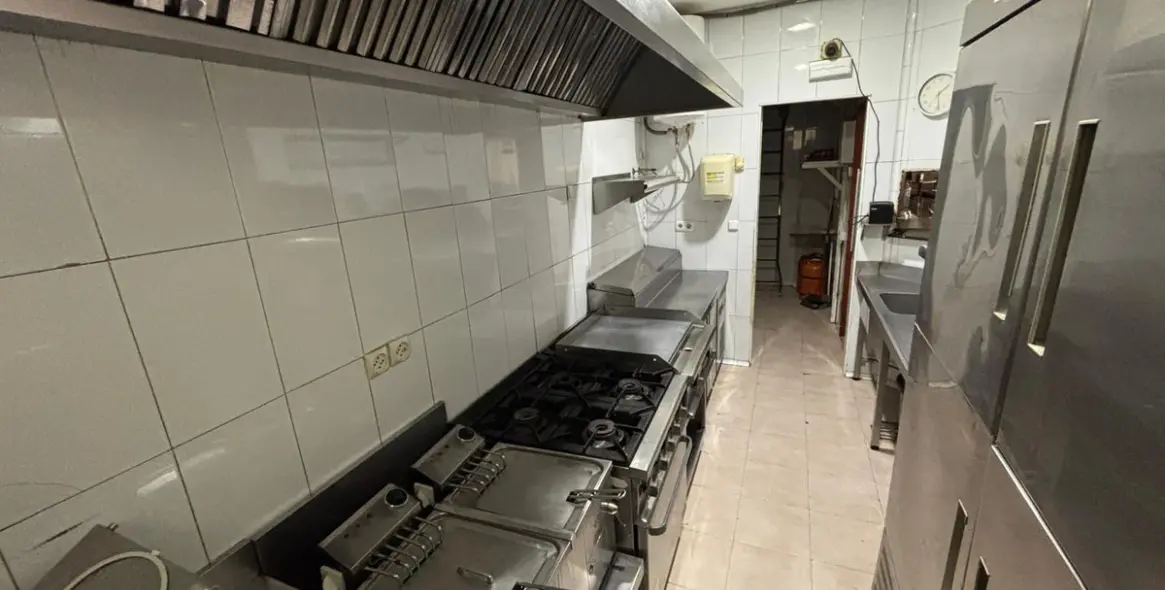 Venta de restaurante en Las Lagunas 5