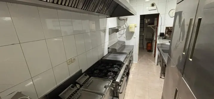 Продажа ресторана в Las Lagunas 4