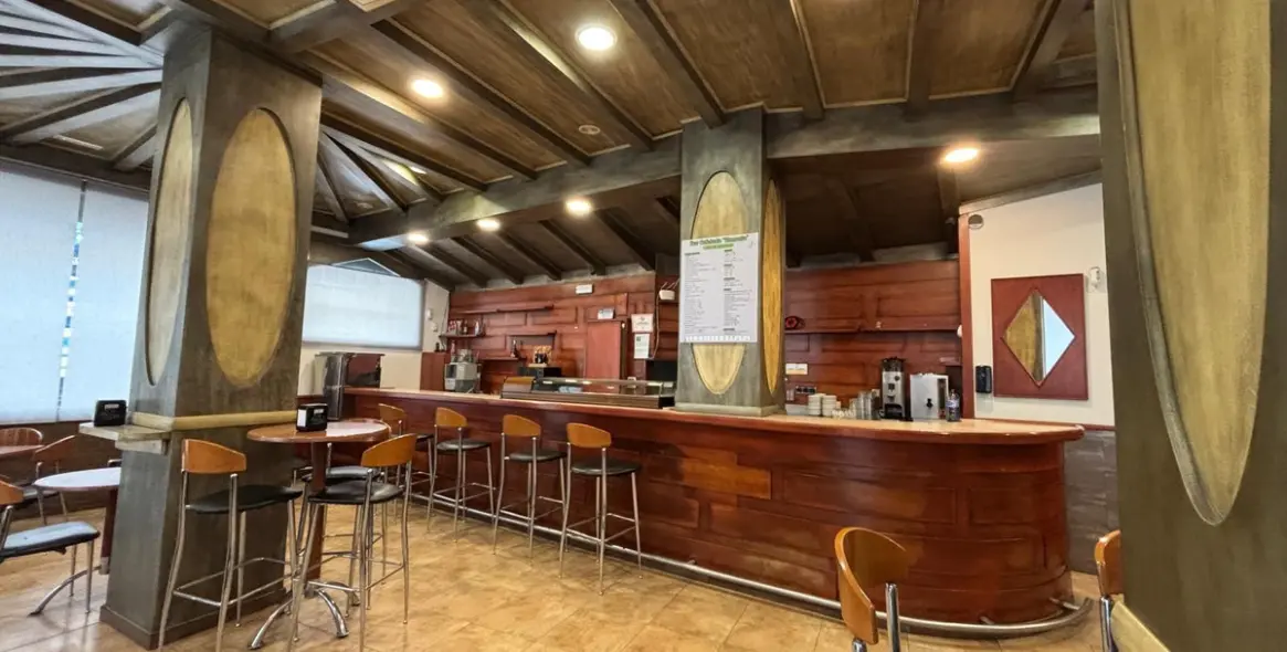 Venta de restaurante en Las Lagunas 7