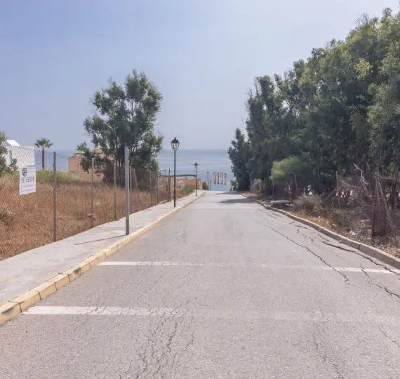 Parcela residencial R5116234