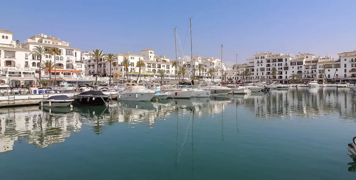 Venta de parcela residencial en Manilva 11