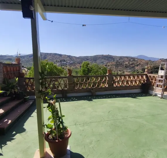 Sale of finca - cortijo in Monda