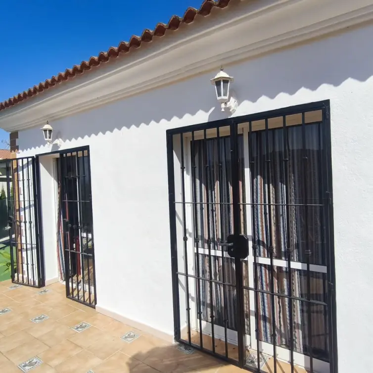 Sale of finca - cortijo in Monda