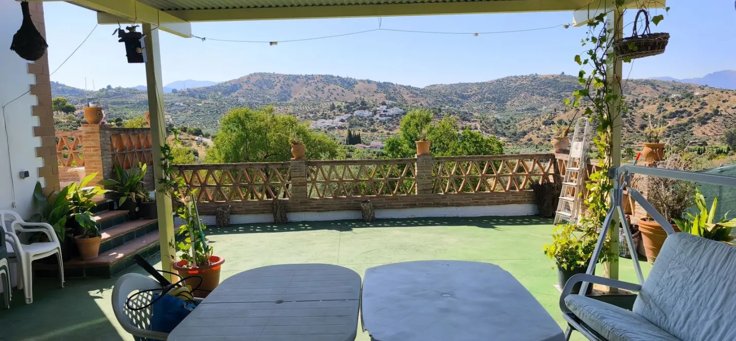 Sale of finca - cortijo in Monda 2
