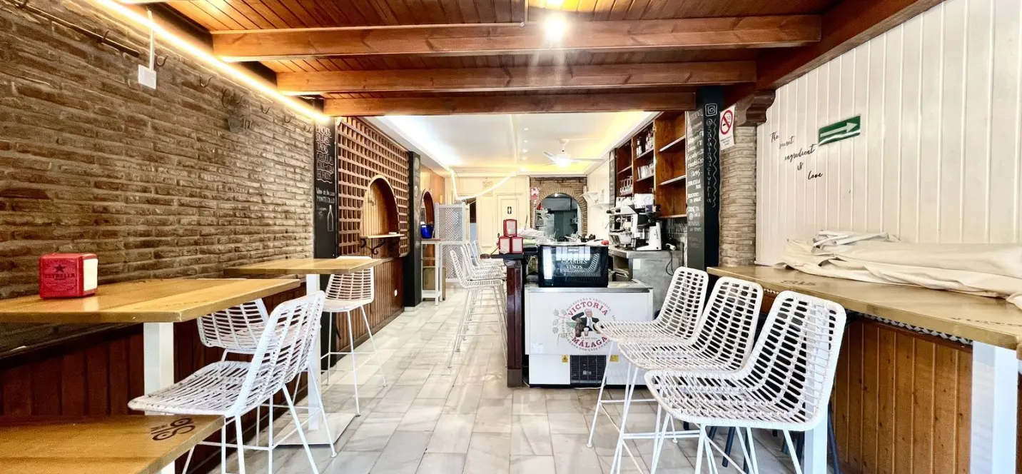 Sale of restaurant in Elviria 2