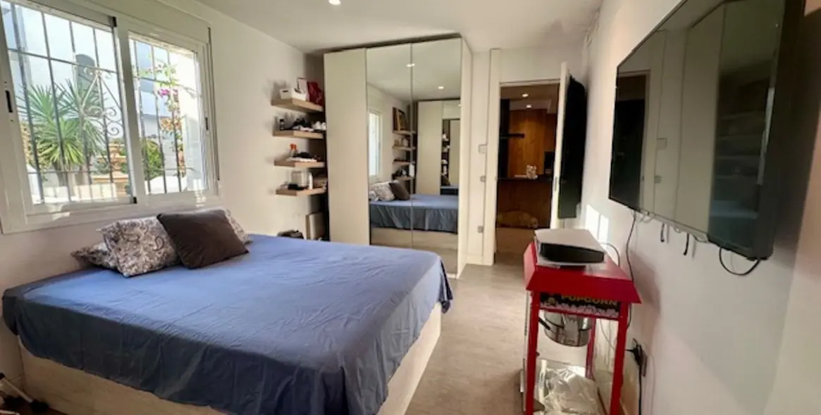 Sale of ground floor apartment in Estepona 26