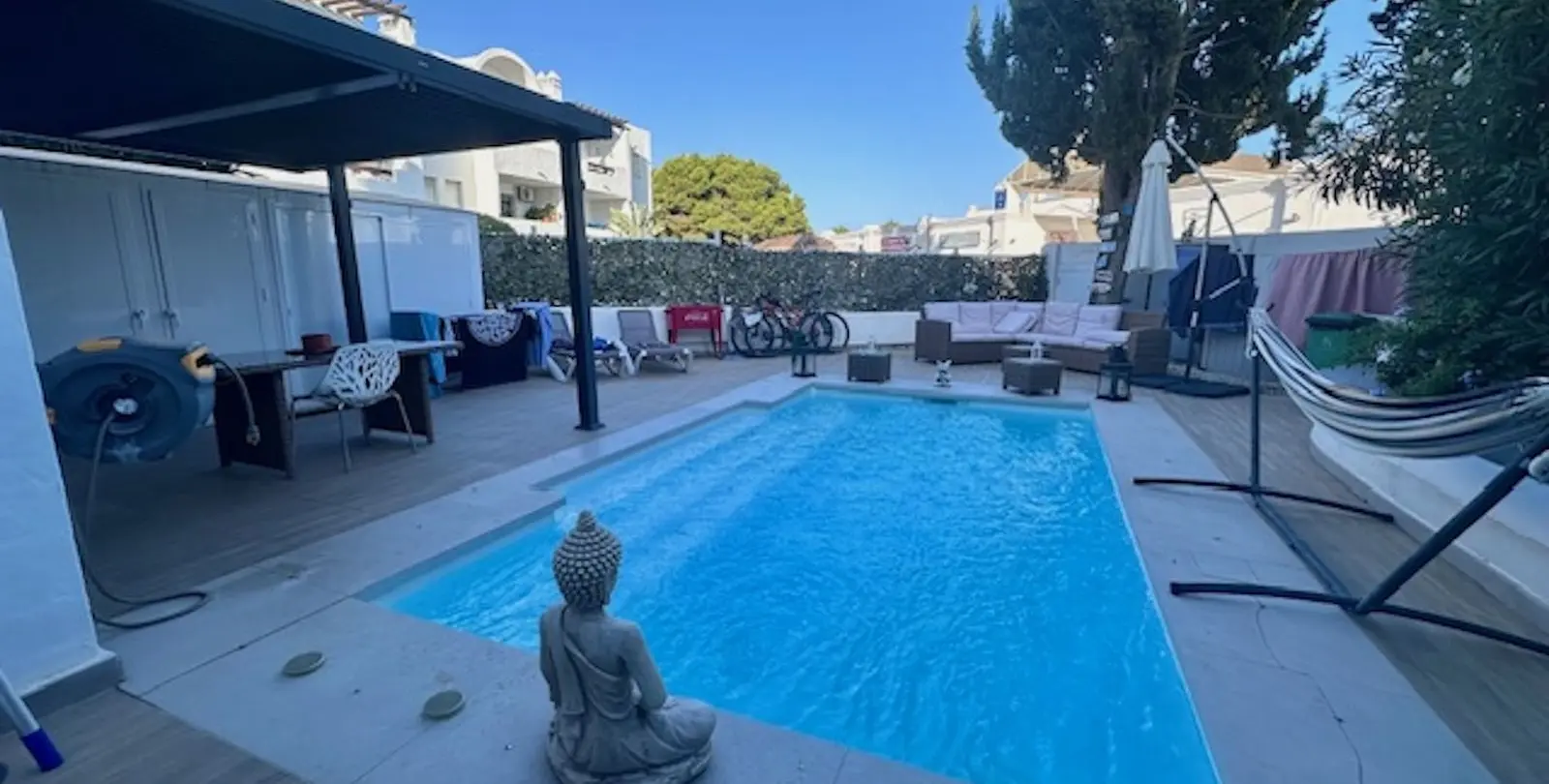 Sale of ground floor apartment in Estepona 3