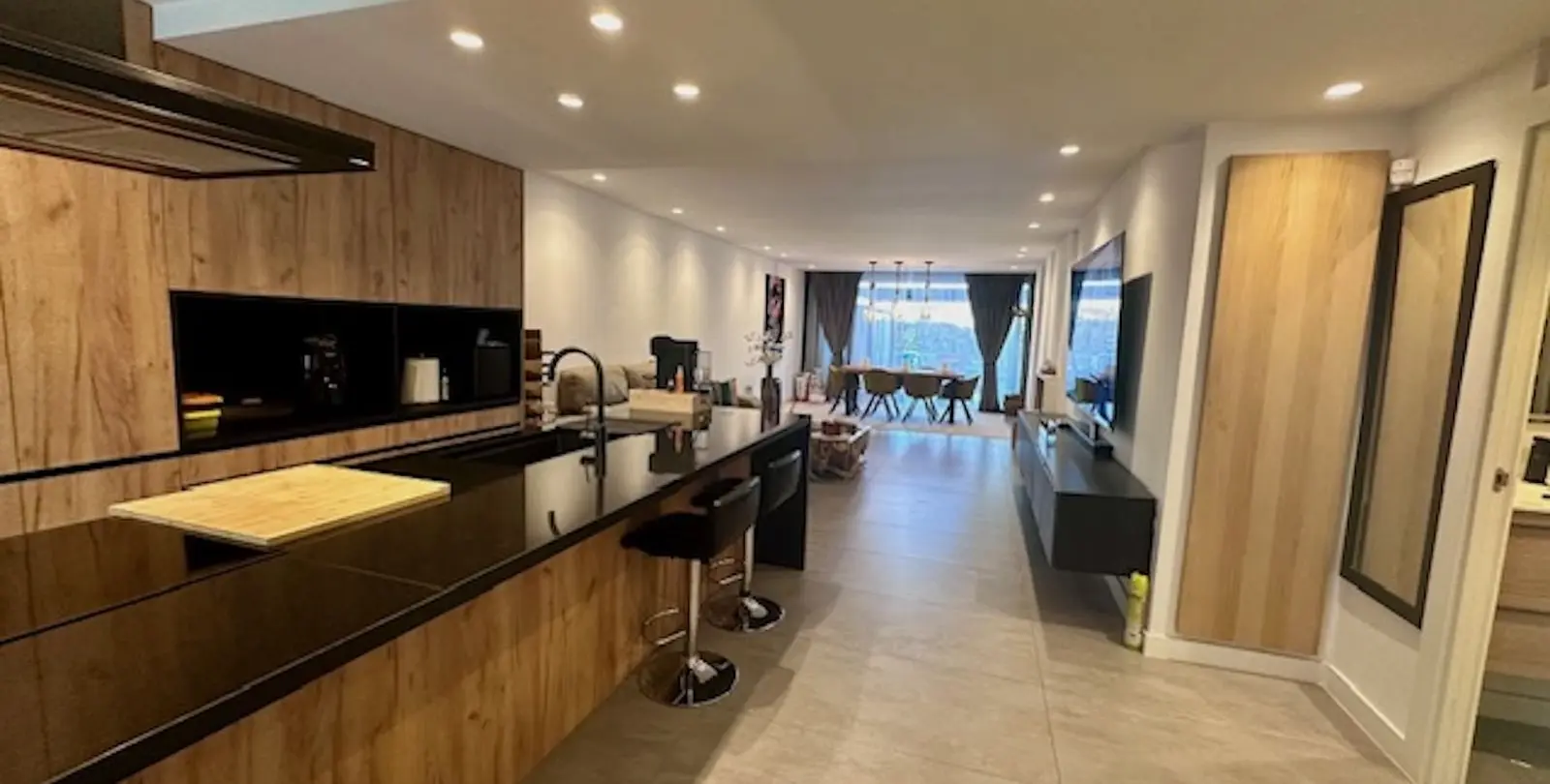 Sale of ground floor apartment in Estepona 10