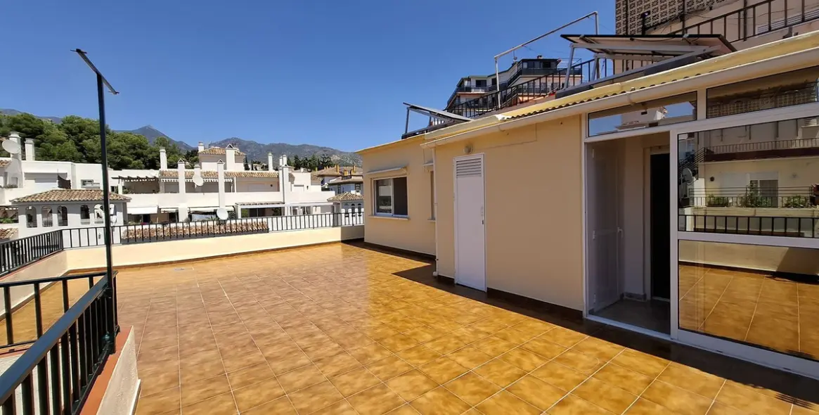 Sale of penthouse in Marbella 3