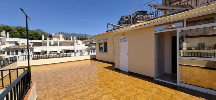 Sale of penthouse in Marbella 2