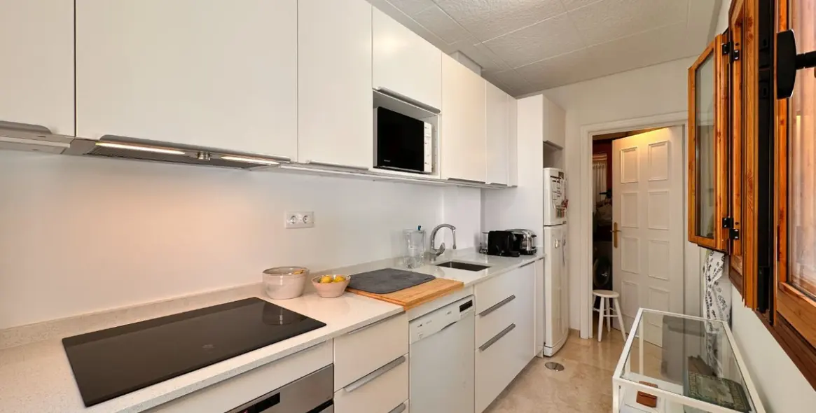 Продажа апартаментов на среднем этаже в Nueva Andalucía 11