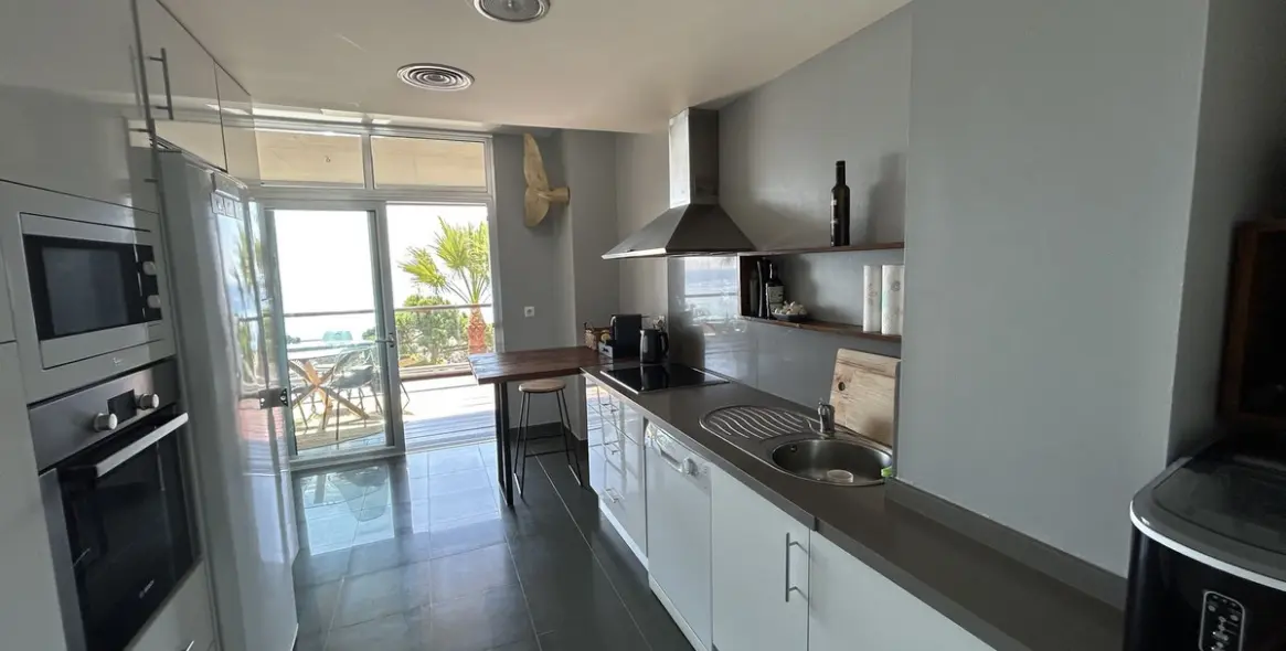 Продажа апартаментов на среднем этаже в Manilva 6