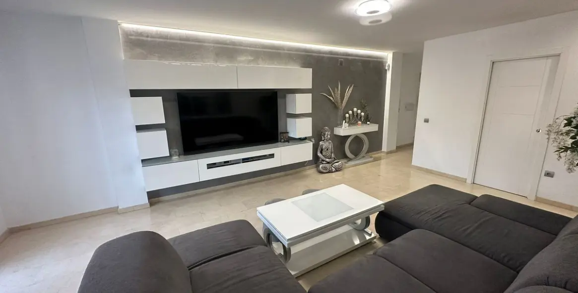 Продажа апартаментов на среднем этаже в Nueva Andalucía 2