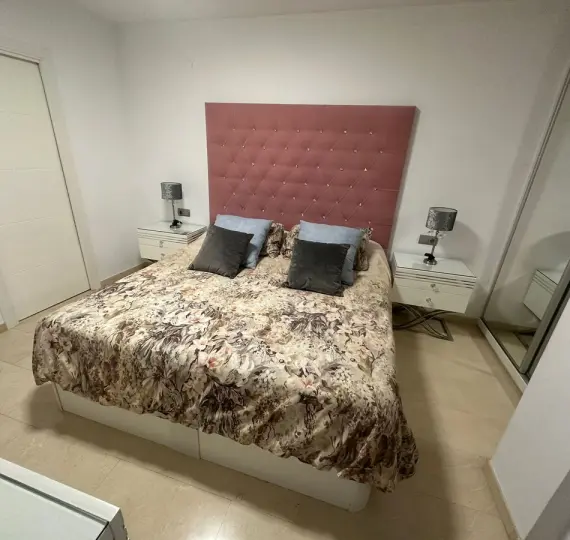 Продажа апартаментов на среднем этаже в Nueva Andalucía