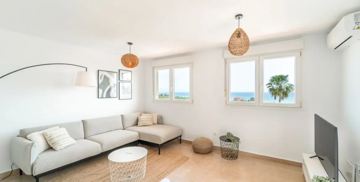 Sale of penthouse duplex in Manilva 5