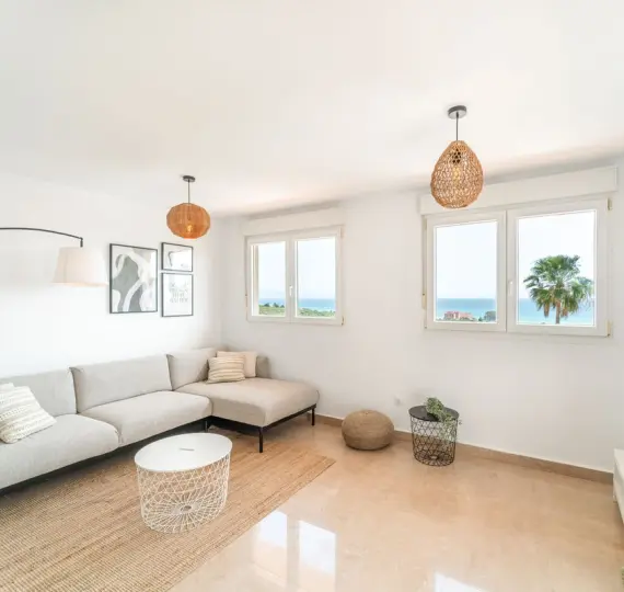 Sale of penthouse duplex in Manilva