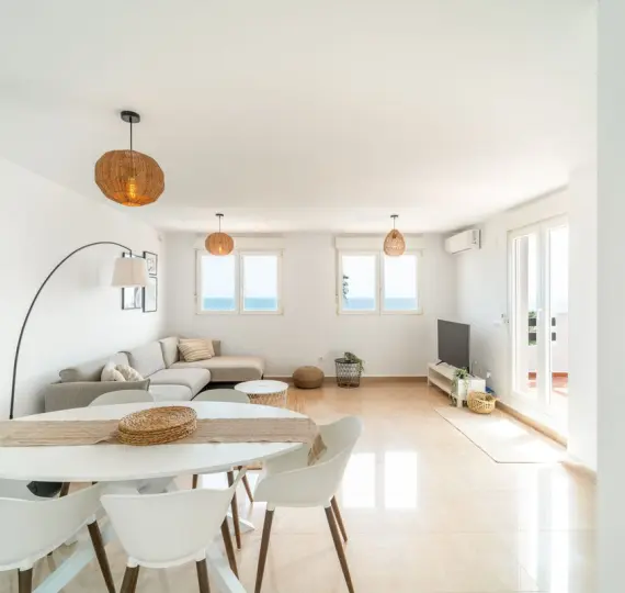 Sale of penthouse duplex in Manilva