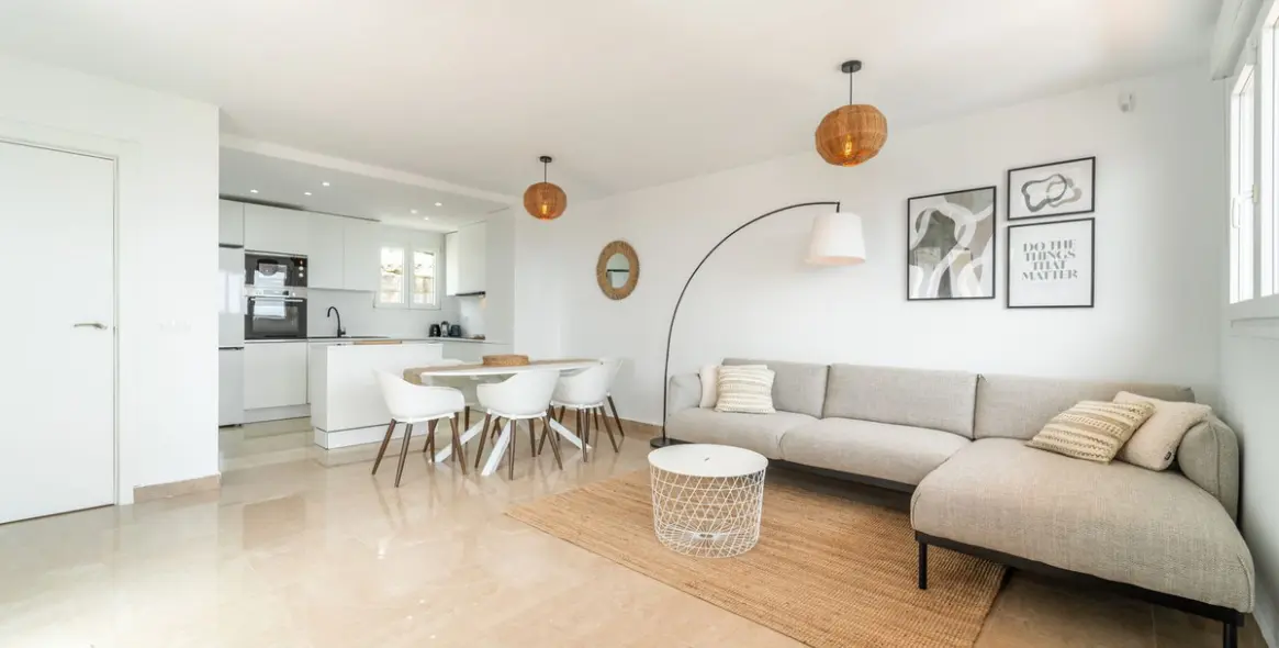 Sale of penthouse duplex in Manilva 9