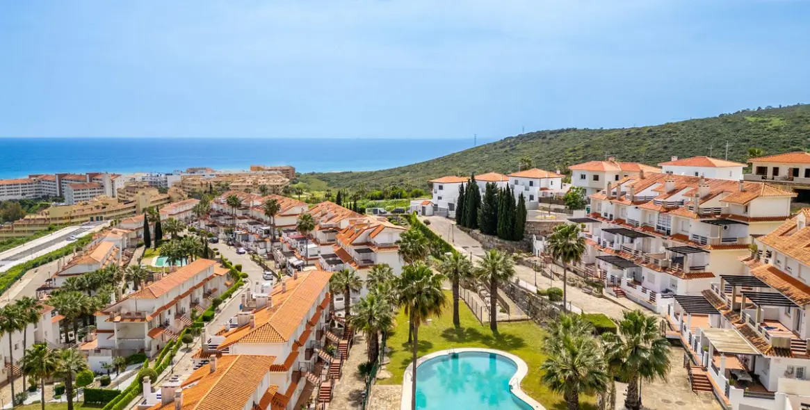 Sale of penthouse duplex in Manilva 24