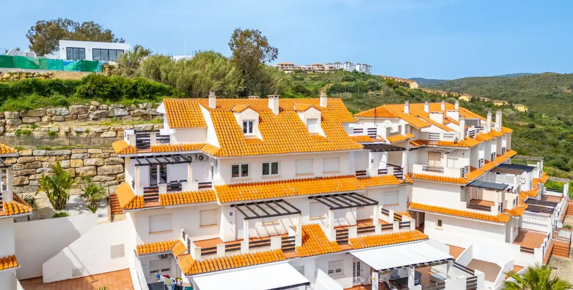 Sale of penthouse duplex in Manilva 27