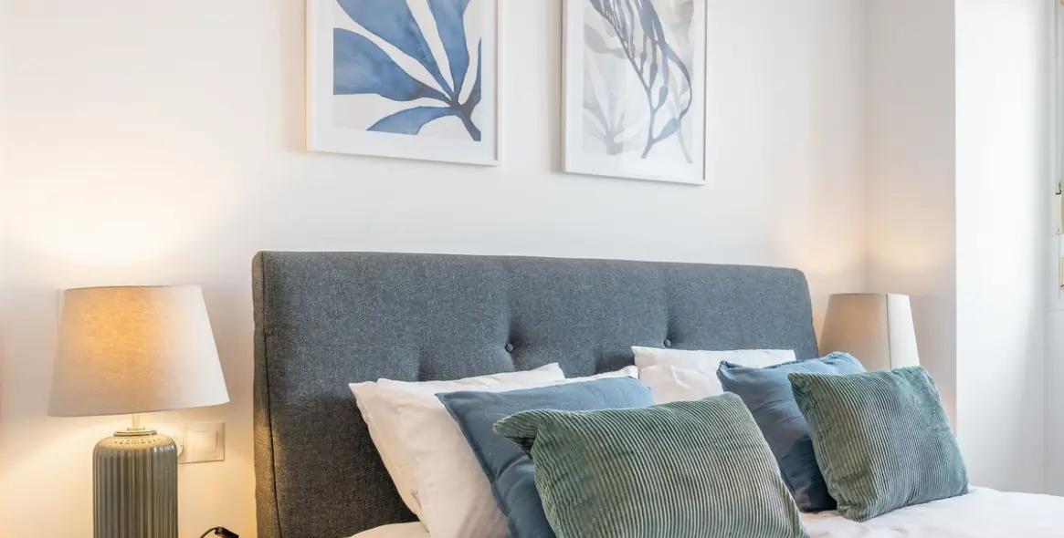 Sale of penthouse duplex in Manilva 28