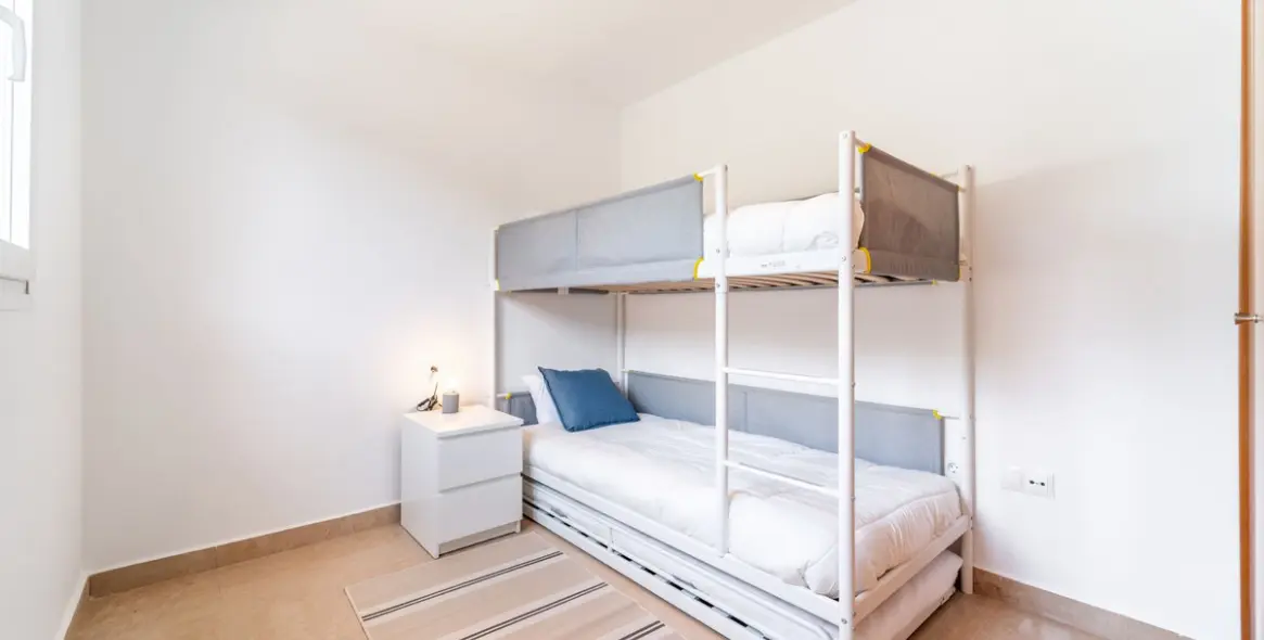 Sale of penthouse duplex in Manilva 37