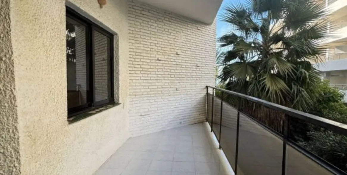 Продажа апартаментов на среднем этаже в Marbella 2