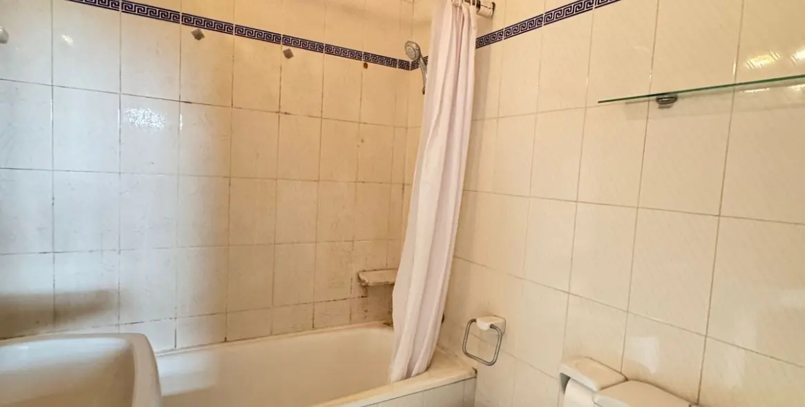 Продажа апартаментов на среднем этаже в Marbella 6