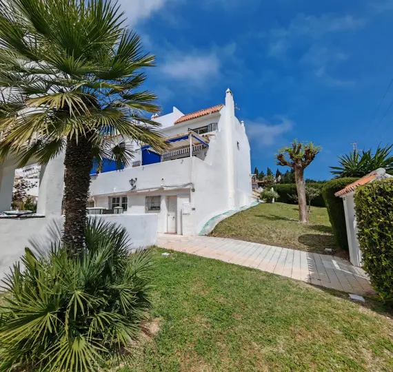 Продажа дома на две семьи в Mijas Costa