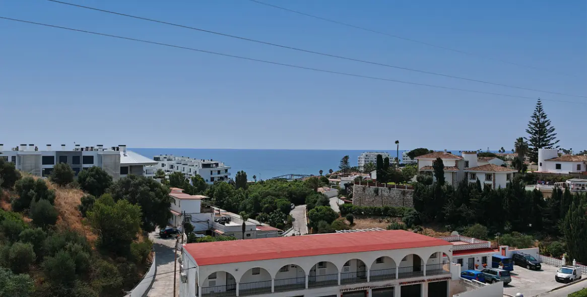 Продажа дома на две семьи в Mijas Costa 2