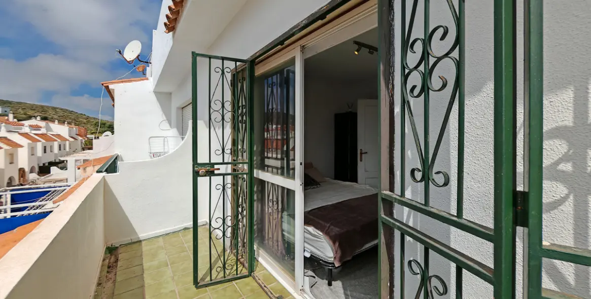 Продажа дома на две семьи в Mijas Costa 13