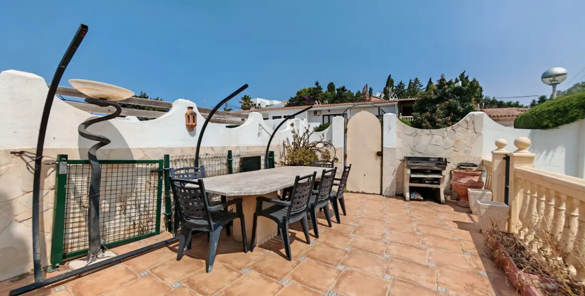 Продажа дома на две семьи в Mijas Costa 15