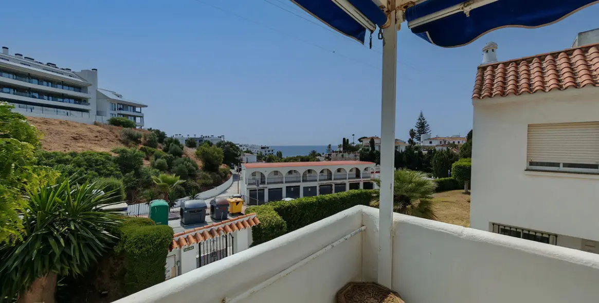 Продажа дома на две семьи в Mijas Costa 17