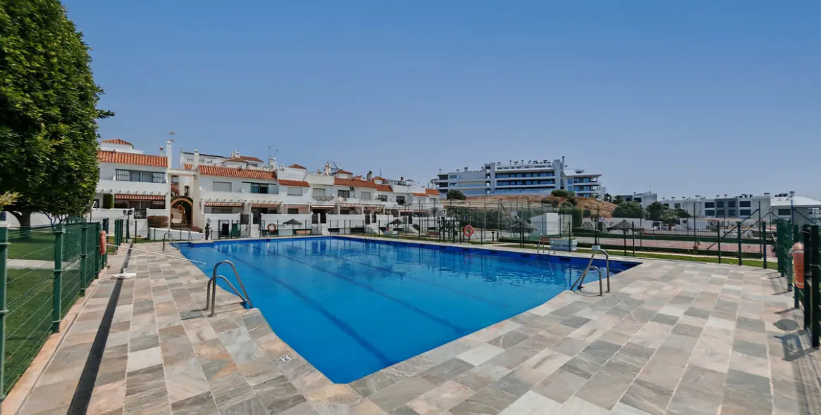 Продажа дома на две семьи в Mijas Costa 20