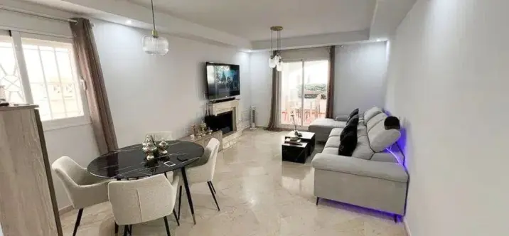 Sale of ground floor apartment in Nueva Andalucía 2