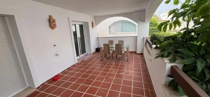 Sale of ground floor apartment in Nueva Andalucía 3