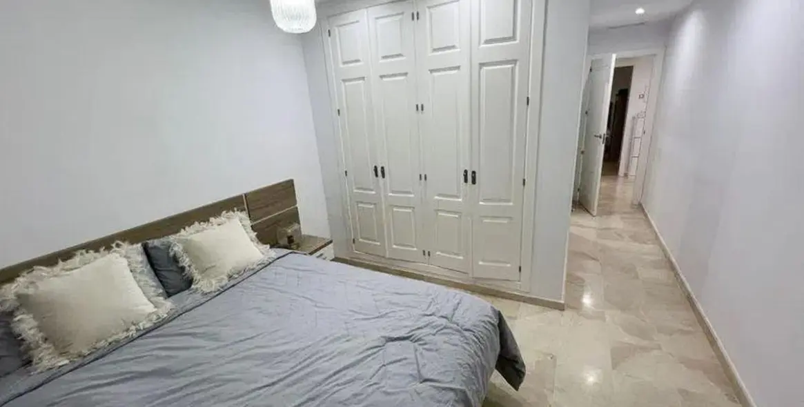 Sale of ground floor apartment in Nueva Andalucía 10