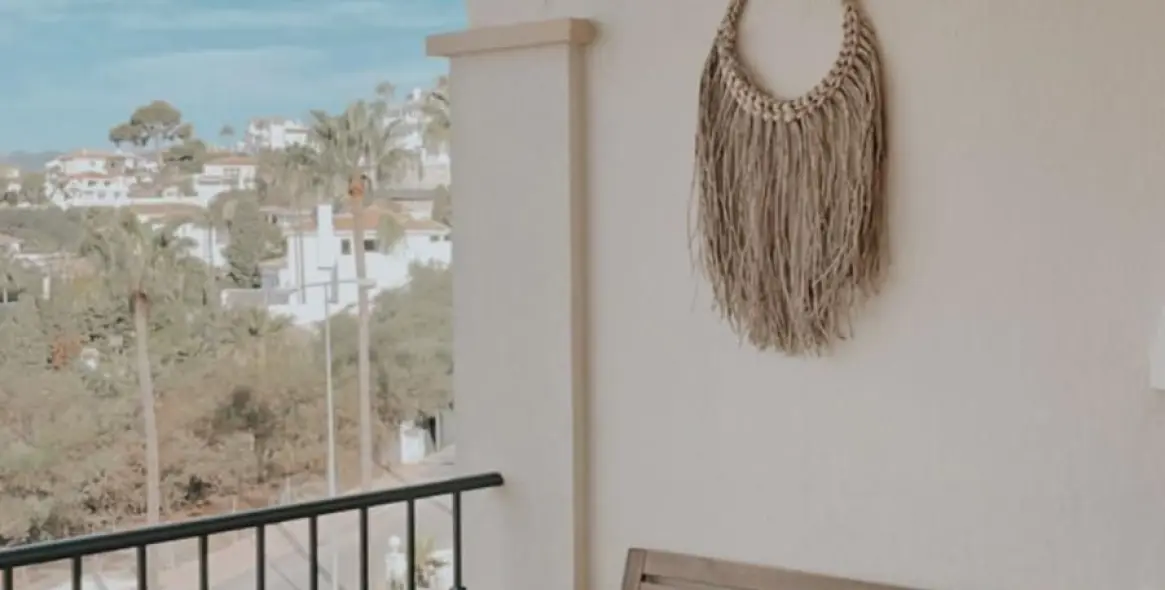 Sale of middle floor apartment in Riviera del Sol 14